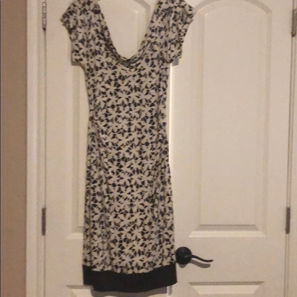 Short sleeve floral Diane von Furstenberg dress